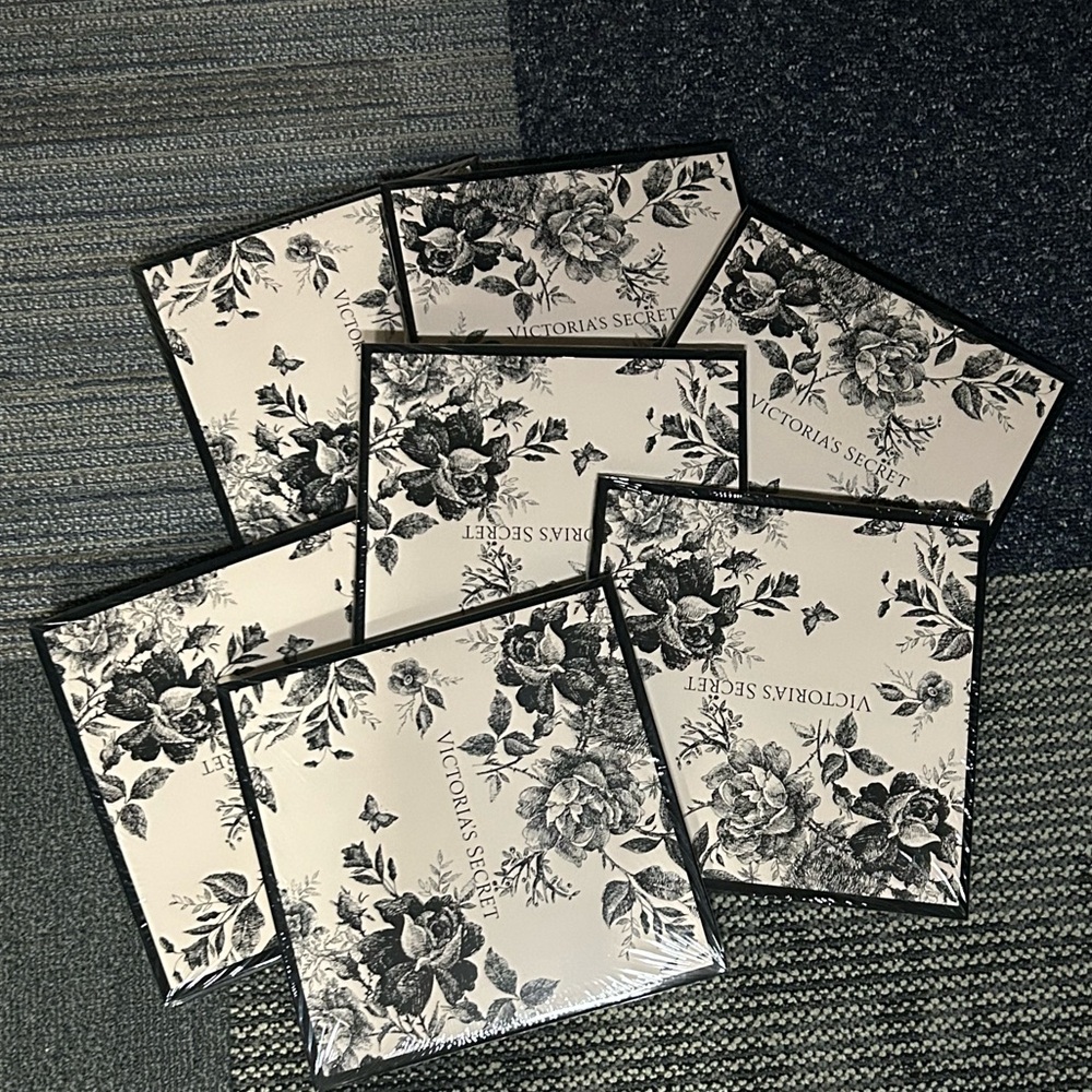 Victoria's Secret Floral gift boxes - Black and Cream